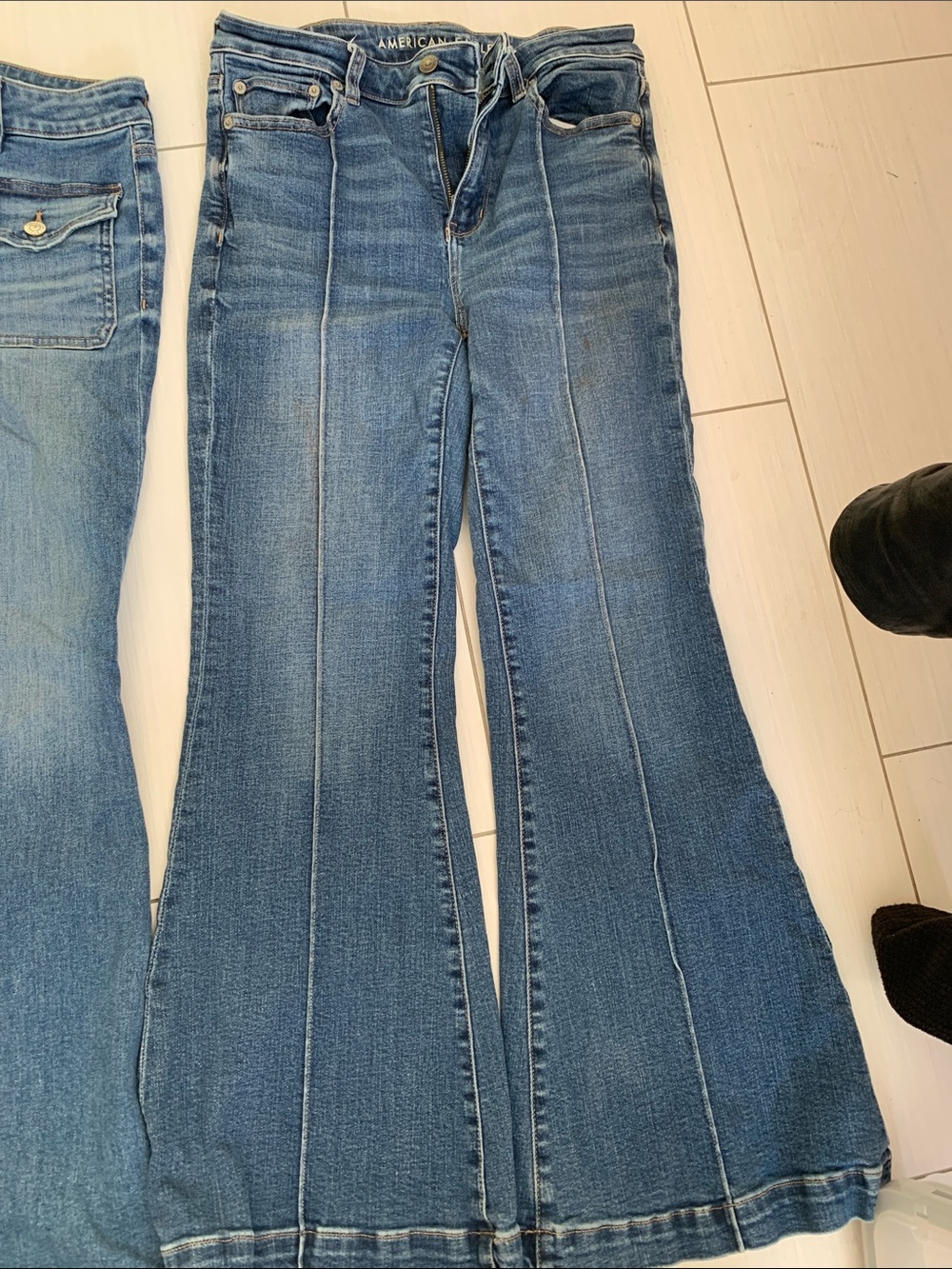 American Eagle Outfitters Flare stretch size : 8 Short for 5' to 5'2"